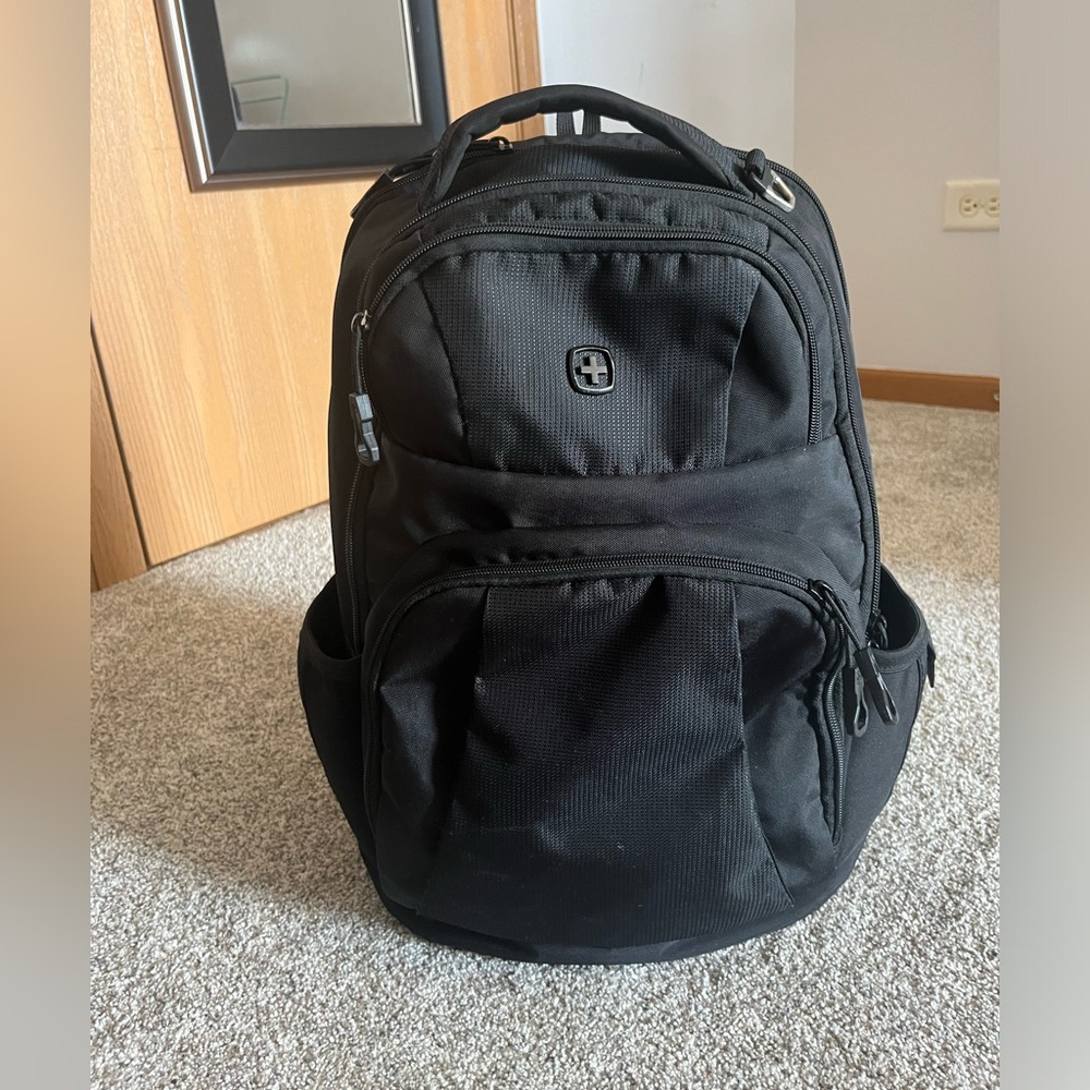 Alpine Swiss Backpack